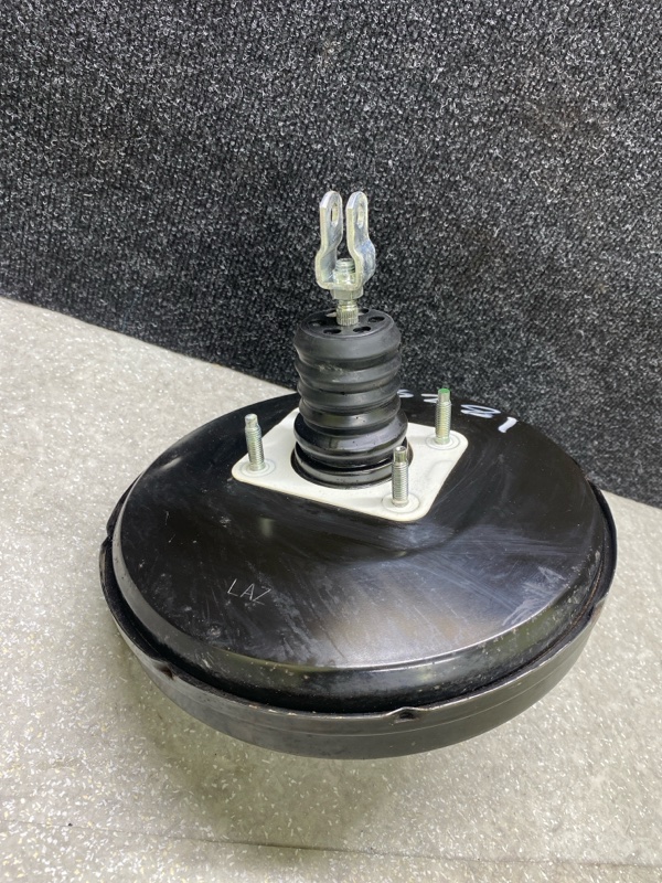 Вакуумный усилитель тормозов HYUNDAI ELANTRA AD 16- 2016 2.0 G4NH 59110-F3000 Б/У