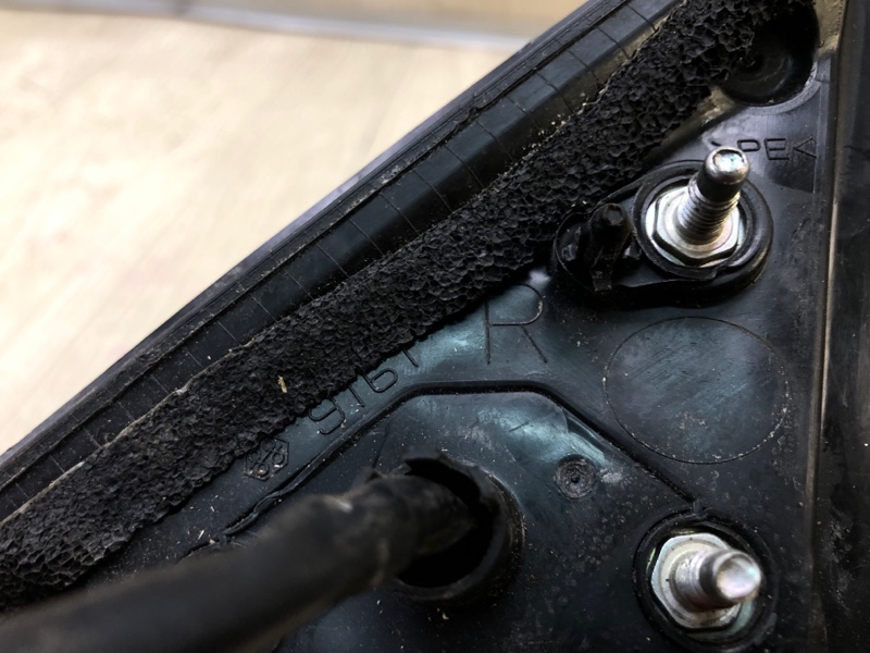 Зеркало правое G25/G35/G37/Q40 06-14