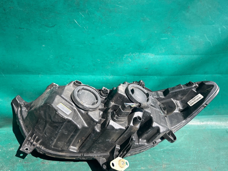 Фара правая FORD FUSION 14- C15HDTX