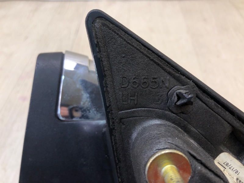 Зеркало левое TAURUS 07-09