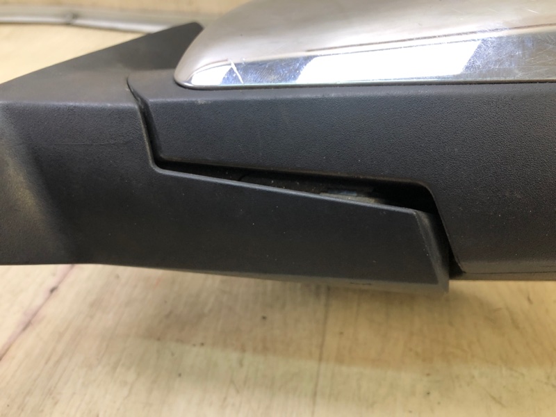 Зеркало левое TAURUS 07-09