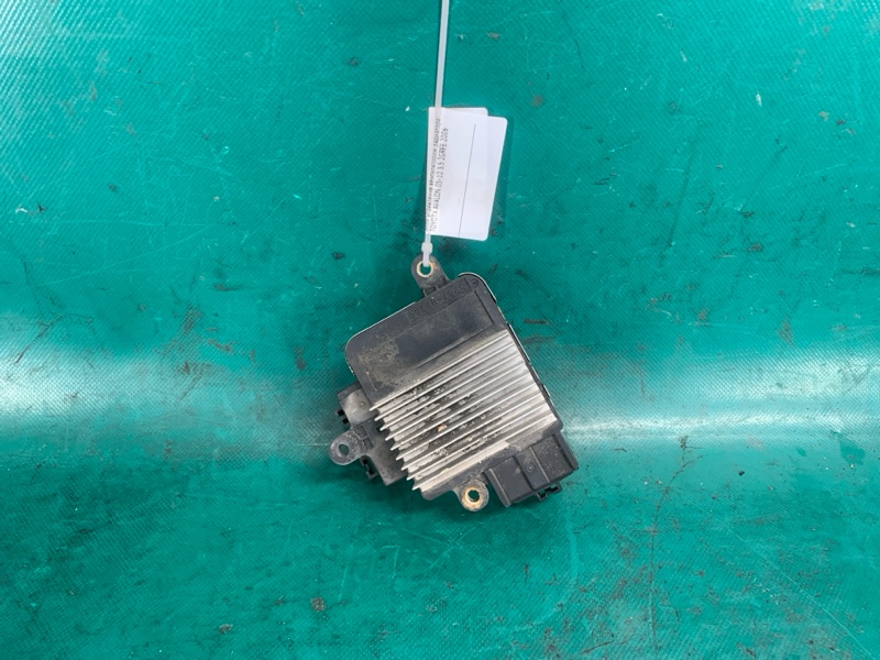 Блок управления вентилятором радиатора AVALON 05-12 2006 3.5 2GR-FE