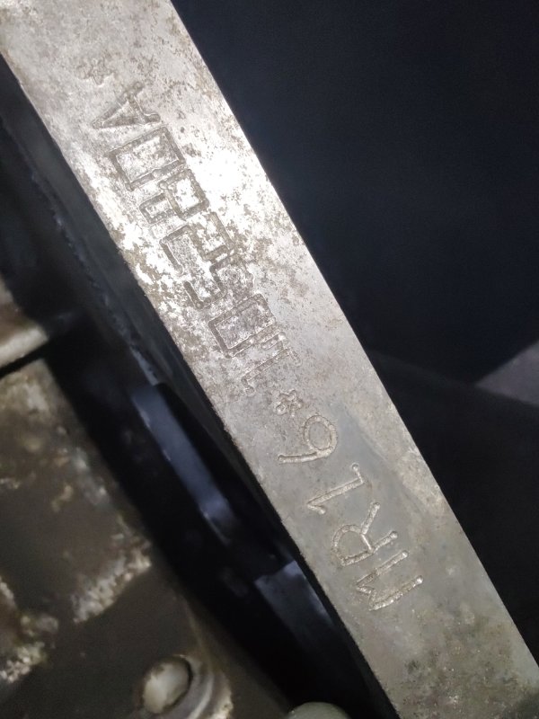 Двигатель бензин JUKE 10-19 2011 1.6 MR16DDT