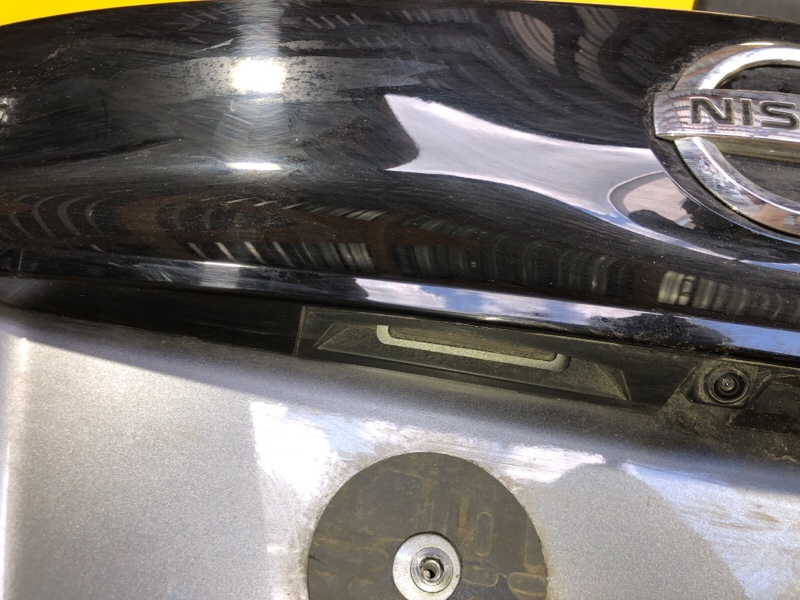 Крышка багажника LEAF 18-