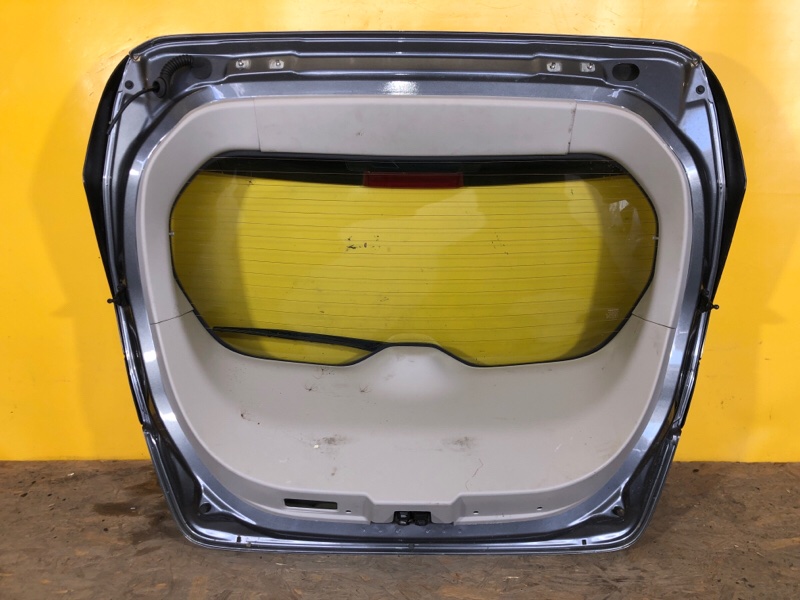 Крышка багажника LEAF 18-