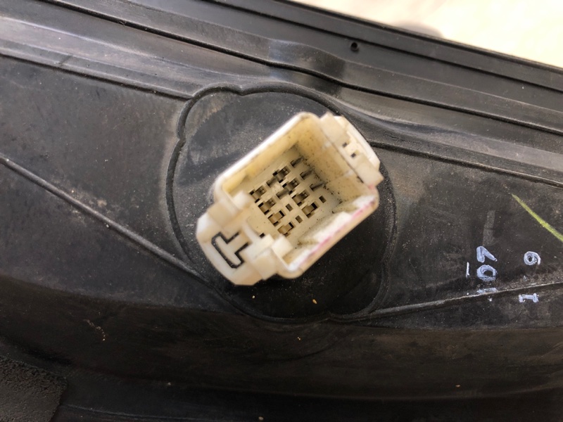 Зеркало правое ODYSSEY 05-10