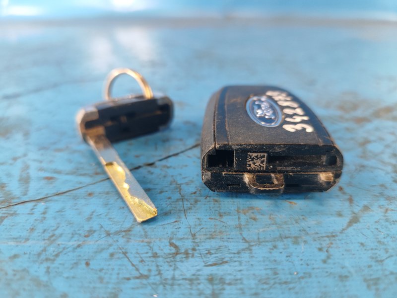 Ключ зажигания FORD FUSION 14- 2.5