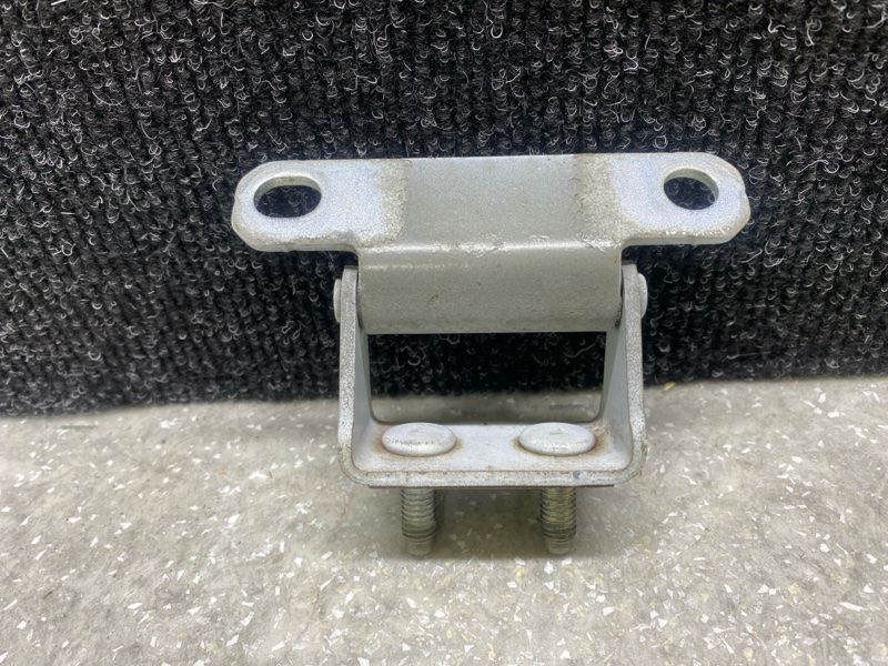 Петля крышки багажника задняя HYUNDAI SANTA FE (DM) 12-18 2013 2.0 G4KH 79710-2W000 Б/У