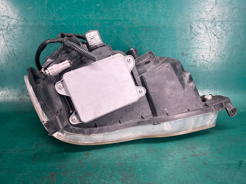 Фара левая AVALON 05-12 2006 3.5 2GR-FE Фара левая AVALON 05-12 2006 3.5 2GR-FE