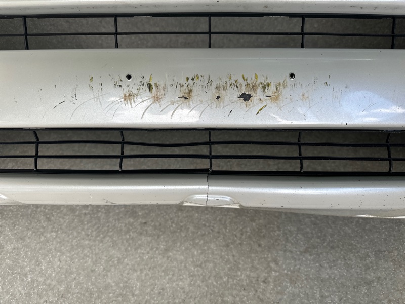 Бампер передний RAV4 05-12 2006 2.4 2AZFE