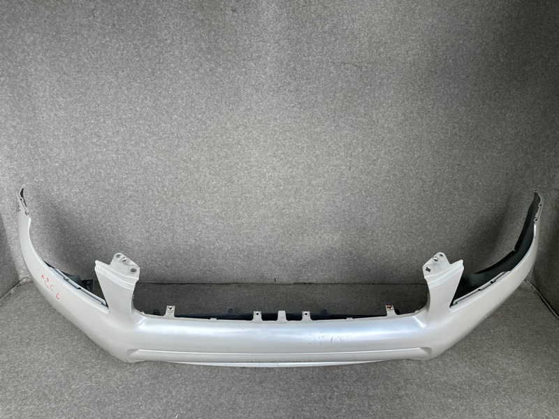 Бампер передний RAV4 05-12 2006 2.4 2AZFE