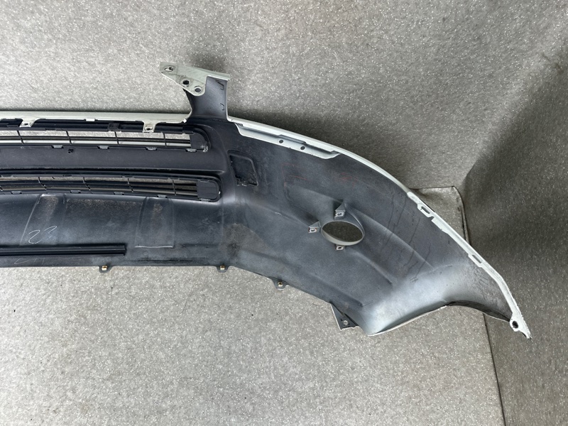 Бампер передний RAV4 05-12 2006 2.4 2AZFE