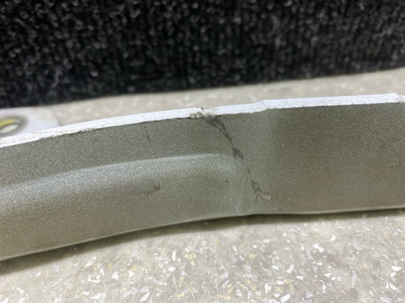 Петля капота правая SANTA FE (DM) 12-18 2013 2.0 G4KH Петля капота правая SANTA FE (DM) 12-18 2013 2.0 G4KH