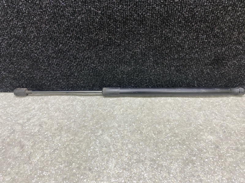 Амортизатор крышки багажника правый SANTA FE (DM) 12-18 2013 2.0 G4KH