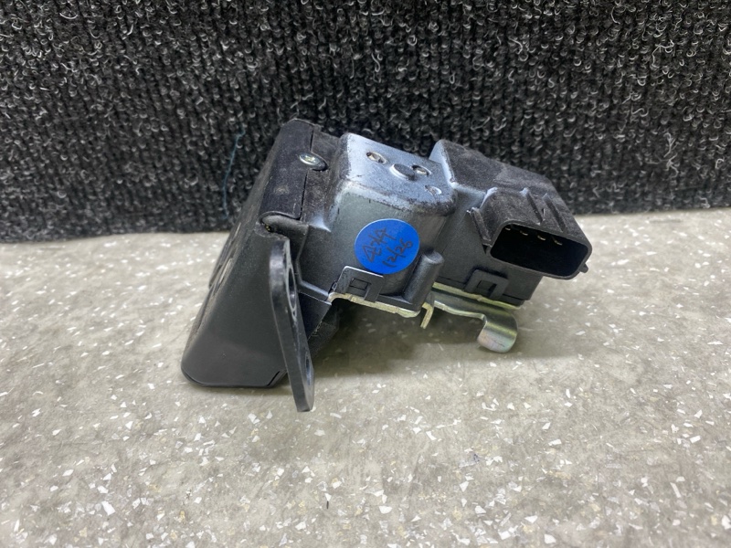 Замок крышки багажника SANTA FE (DM) 12-18 2013 2.0 G4KH