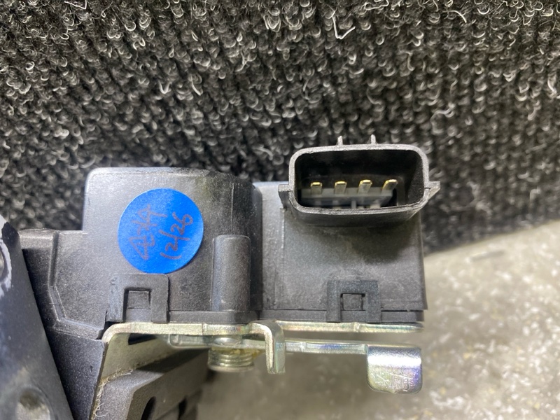 Замок крышки багажника SANTA FE (DM) 12-18 2013 2.0 G4KH