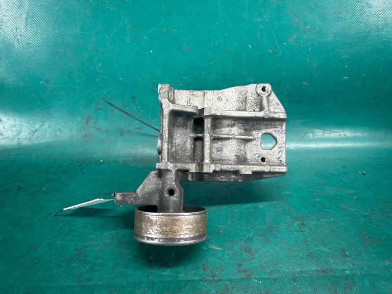 Кронштейн компрессора кондиционера TRIBECA B10 07-13 2007 Внедорожник 3.6