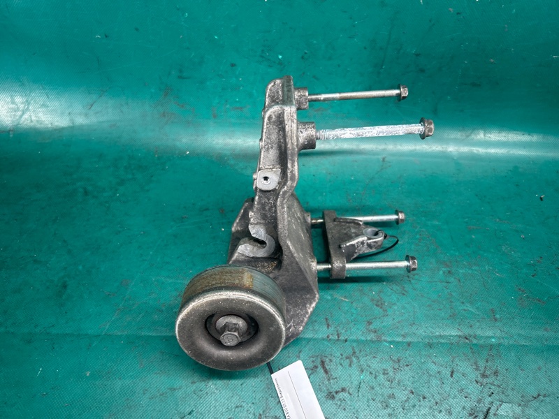 Кронштейн компрессора кондиционера SUBARU TRIBECA B10 07-13 Внедорожник 3.6