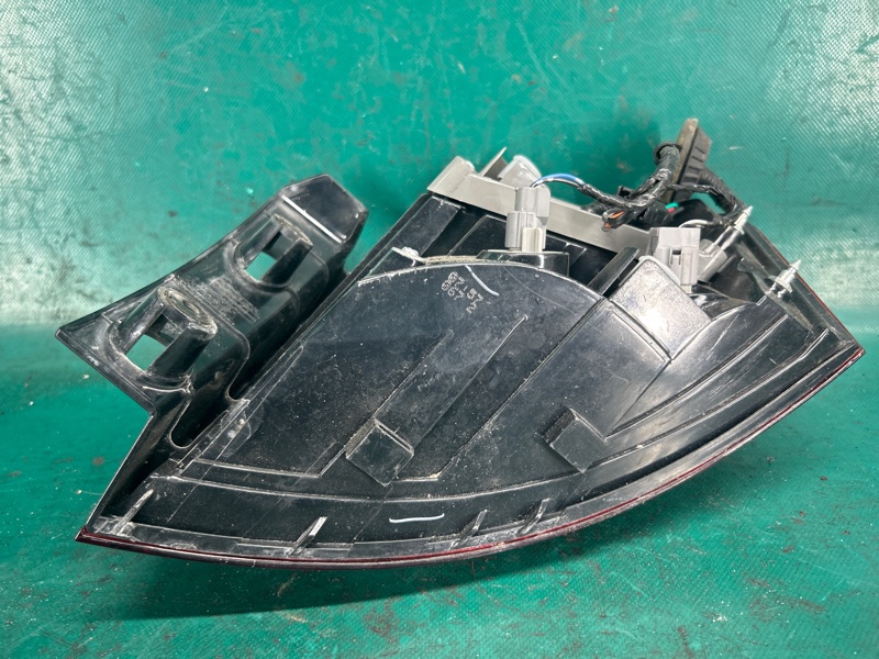 Фонарь наружный левый ACURA MDX (YD2) 06-13 3.7 J37A1