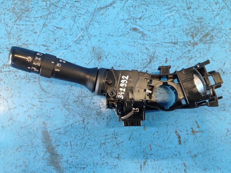 Подрулевой переключатель левый LEXUS CT200 11-17 2012 1.8 2ZRFXE 8414033202 Б/У