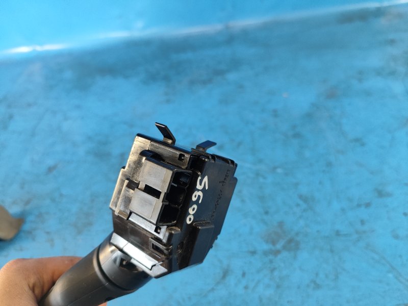 Подрулевой переключатель правый SUZUKI KIZASHI 09-14 J24B