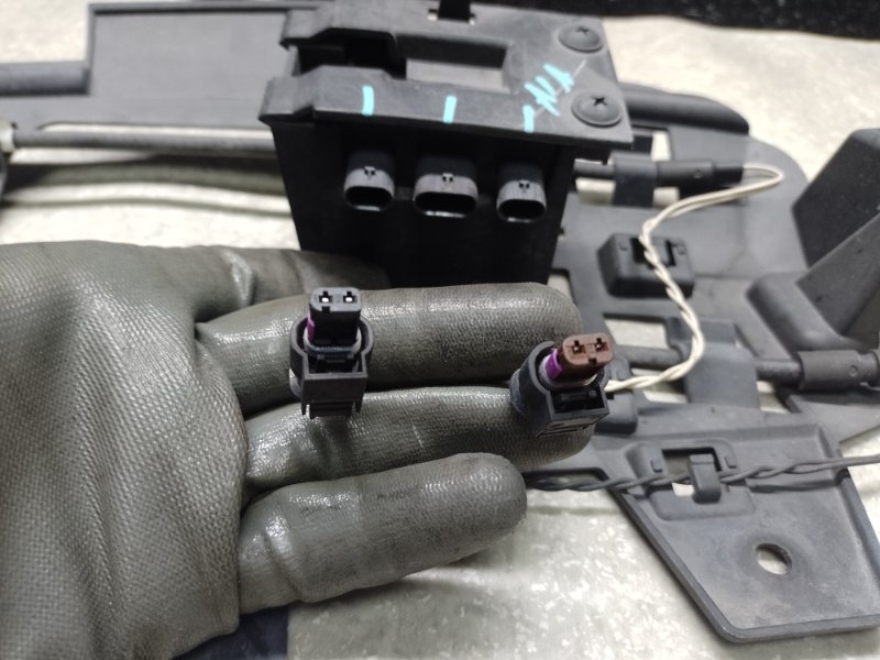 Датчик открытия багажника QX50 18- 2020 2.0 KR20DDET