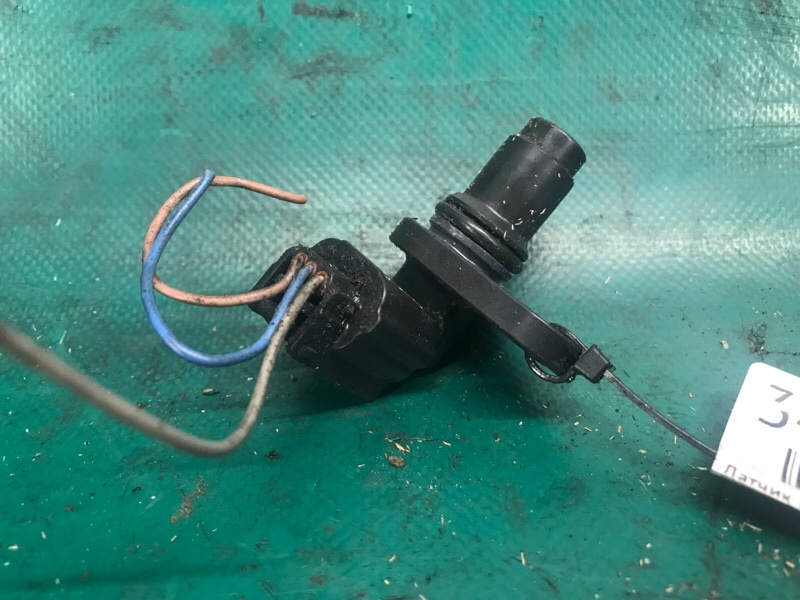 Датчик положения распредвала NISSAN JUKE 10-19 2013 1.6 MR16DDT 23731-1KC1A Б/У