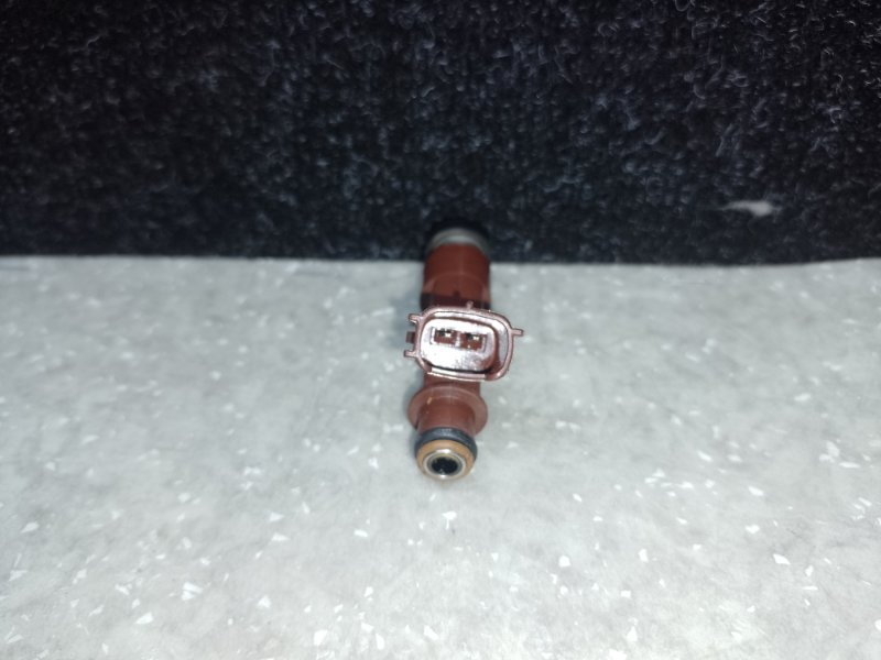 Форсунка топливная GX470 02-09 2004 4.7 2UZFE Форсунка топливная GX470 02-09 2004 4.7 2UZFE