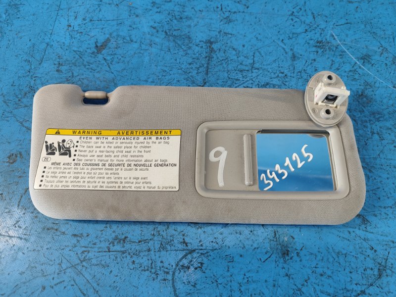 Козырек солнцезащитный правый LEXUS CT200 11-17 2012 1.8 2ZRFXE 7431076020B0 Б/У