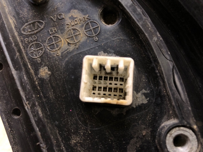 Зеркало левое SEDONA 06-14