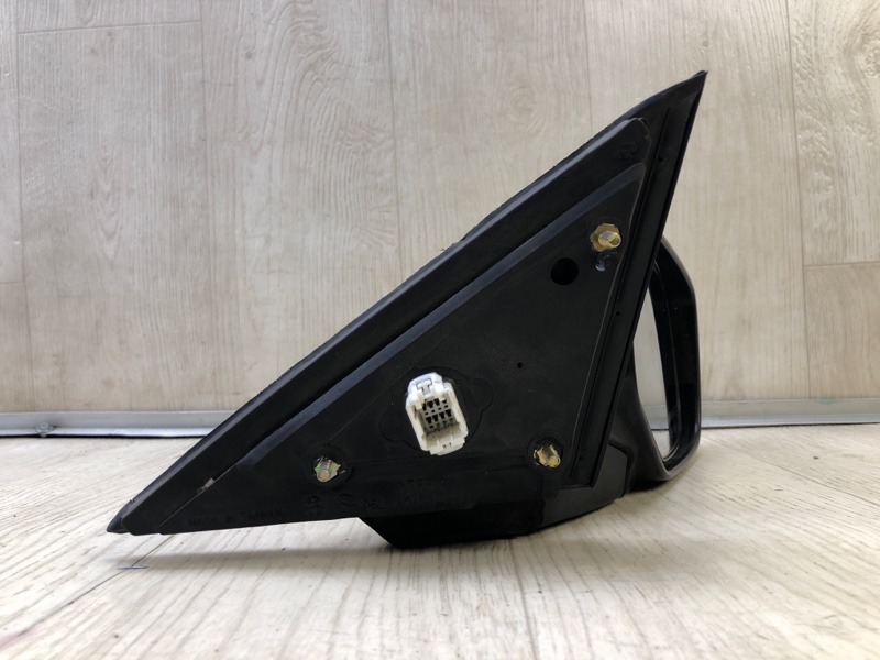 Зеркало правое CROSSTOUR 09-15