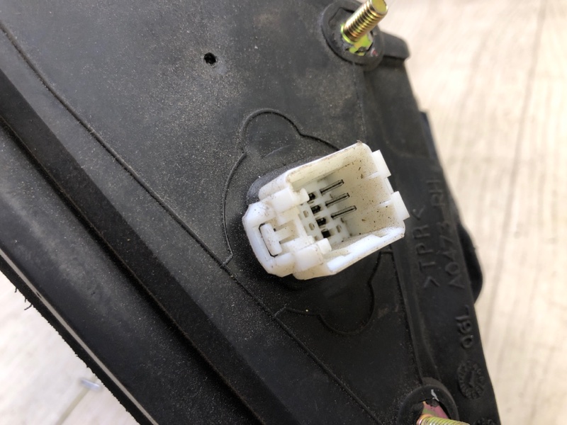 Зеркало правое CROSSTOUR 09-15