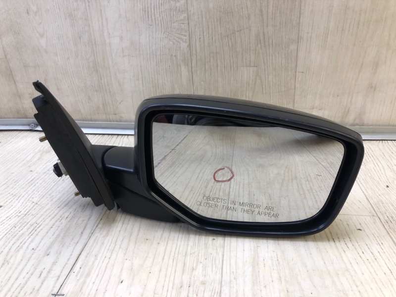 Зеркало правое CROSSTOUR 09-15 Зеркало правое CROSSTOUR 09-15