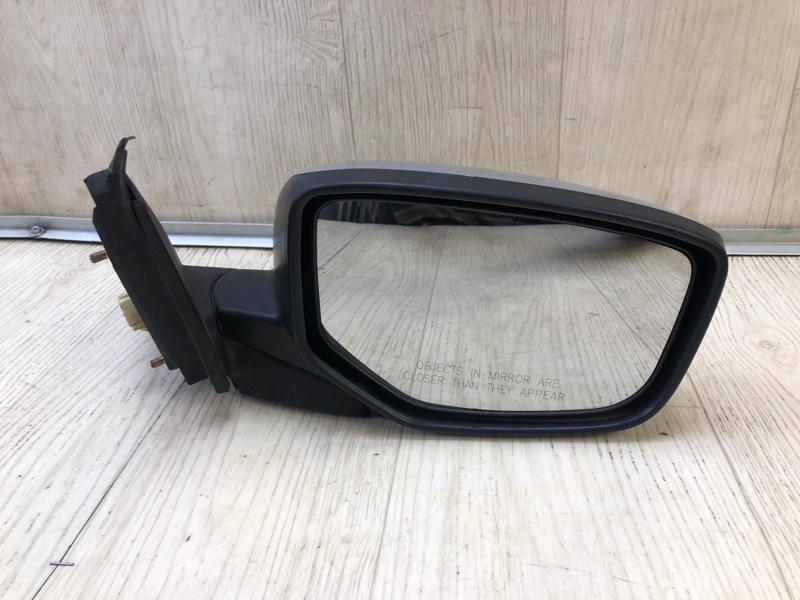 Зеркало правое CROSSTOUR 09-15