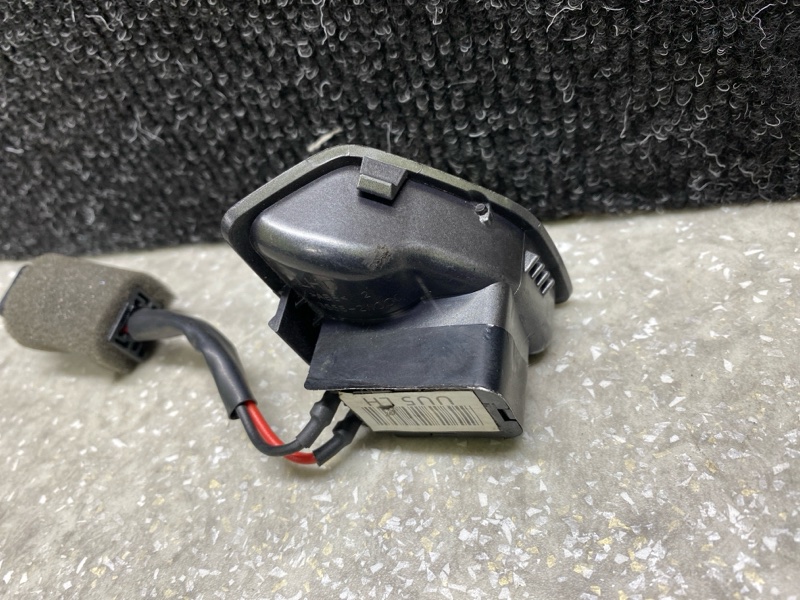 Кнопка открывания бензобака левая HYUNDAI SANTA FE (DM) 12-18 2.0 G4KH