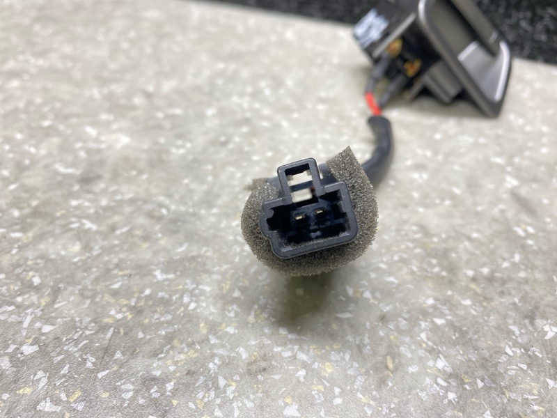 Кнопка открывания бензобака левая SANTA FE (DM) 12-18 2013 2.0 G4KH