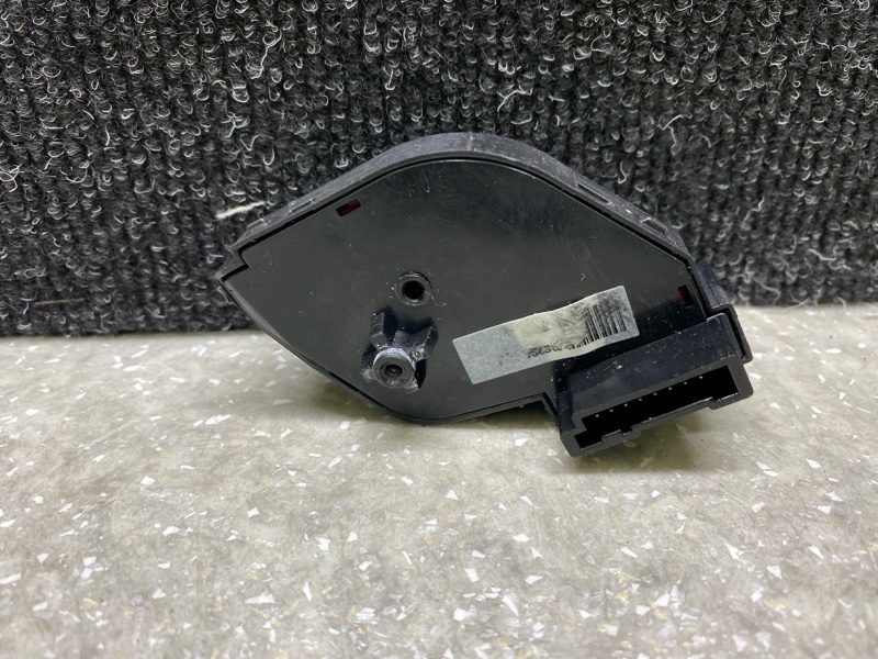 Переключатель круиз-контроля правый HYUNDAI SANTA FE (DM) 12-18 2.0 G4KH