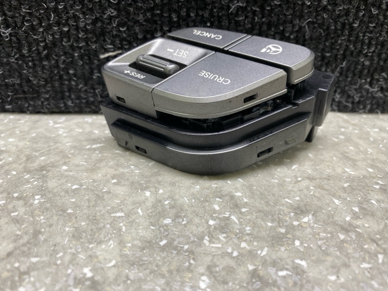 Переключатель круиз-контроля правый SANTA FE (DM) 12-18 2013 2.0 G4KH