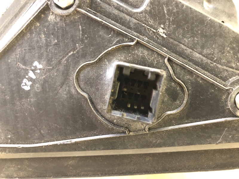 Зеркало правое CROSSTOUR 09-15