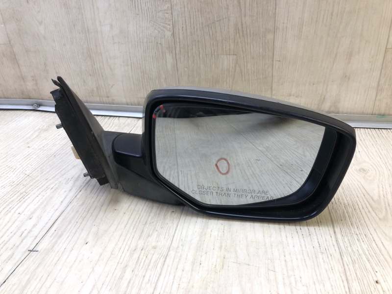 Зеркало правое CROSSTOUR 09-15 Зеркало правое CROSSTOUR 09-15