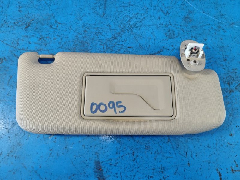 Запчасть козырек солнцезащитный правый SUZUKI KIZASHI 09-14 2010 J24B 8480157L00V6N Б/У Козырек солнцезащитный правый SUZUKI KIZASHI 09-14 2010 J24B 8480157L00V6N Б/У