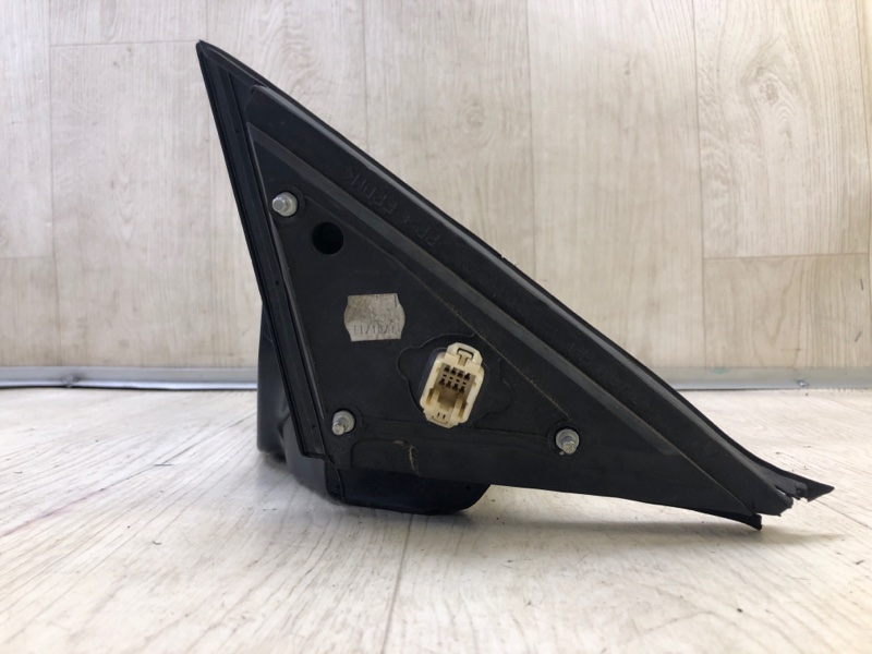 Зеркало левое CROSSTOUR 09-15 Зеркало левое CROSSTOUR 09-15