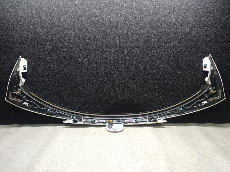 Накладка крышки багажника CX-30 19- 2021 2.5L