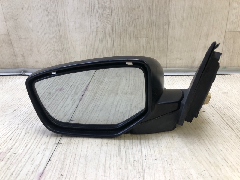 Зеркало левое CROSSTOUR 09-15 Зеркало левое CROSSTOUR 09-15