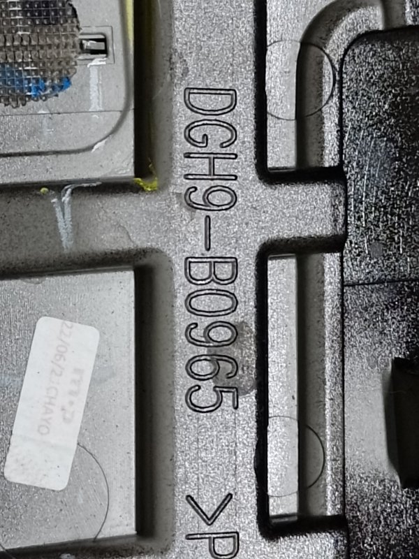 Спойлер крышки багажника MAZDA CX-30 19- 2.5L