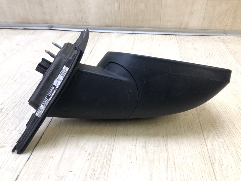 Зеркало правое TAURUS 10-19