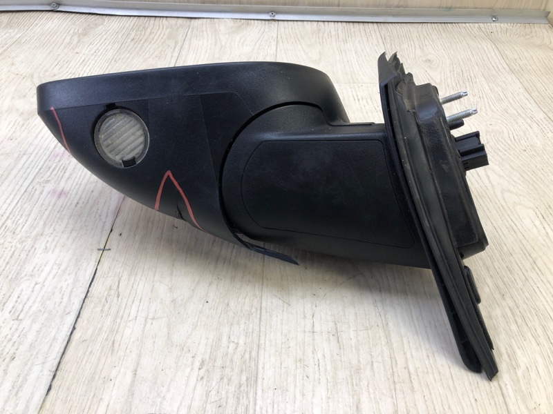 Зеркало левое TAURUS 10-19