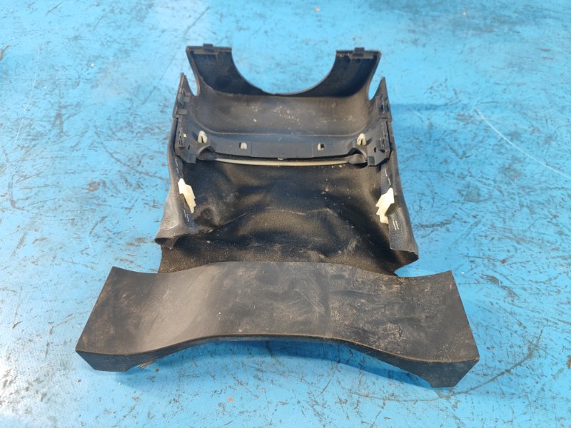 Кожух рулевой колонки FUSION 14-