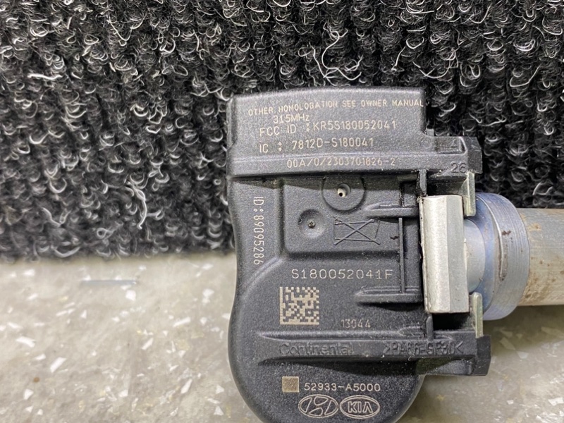 Датчик давления в шинах HYUNDAI SANTA FE (DM) 12-18 2.0 G4KH Датчик давления в шинах HYUNDAI SANTA FE (DM) 12-18 2.0 G4KH