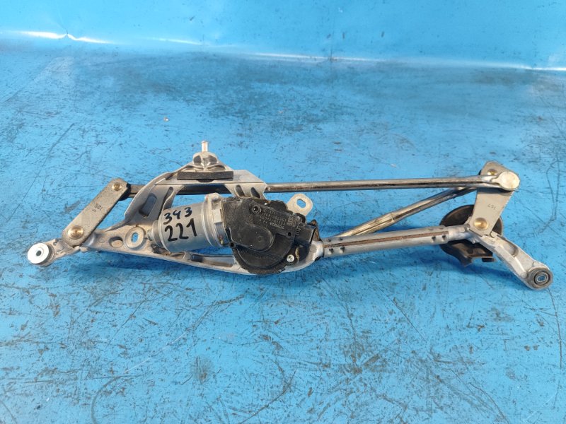 Трапеция стеклоочистителей LEXUS CT200 11-17 2012 1.8 2ZRFXE 8515076020 Б/У